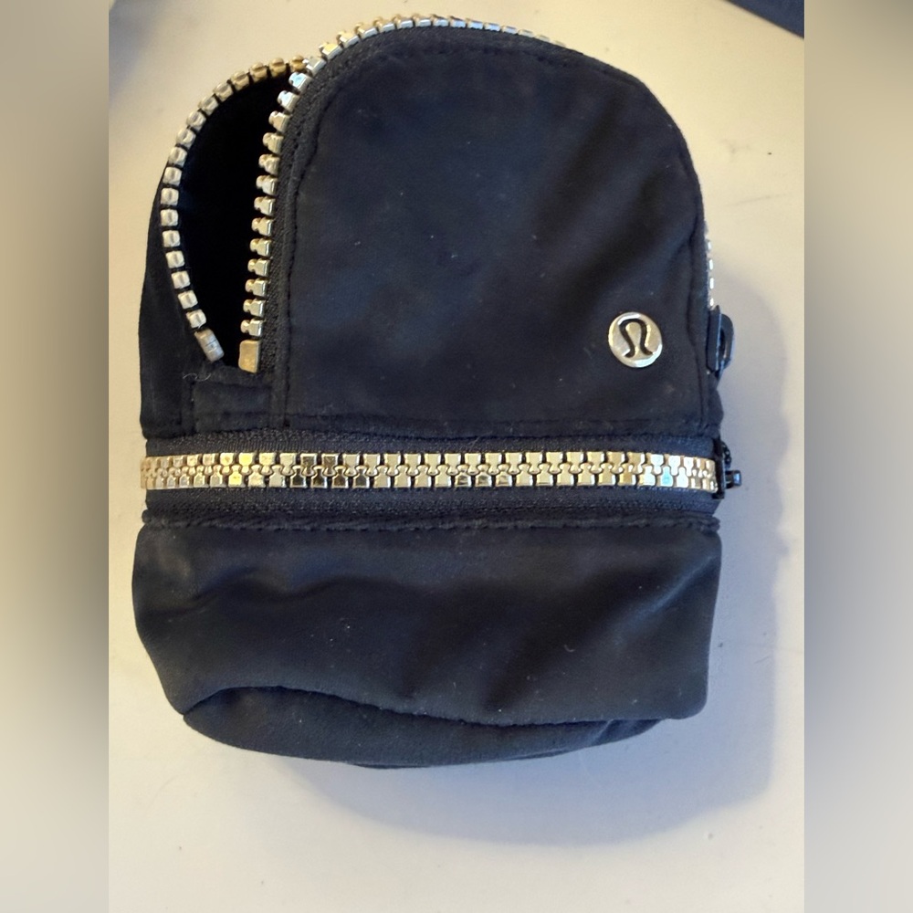 Lululemon Citi Adventurer Nano Velour Mini Backpack Keychain - Black
